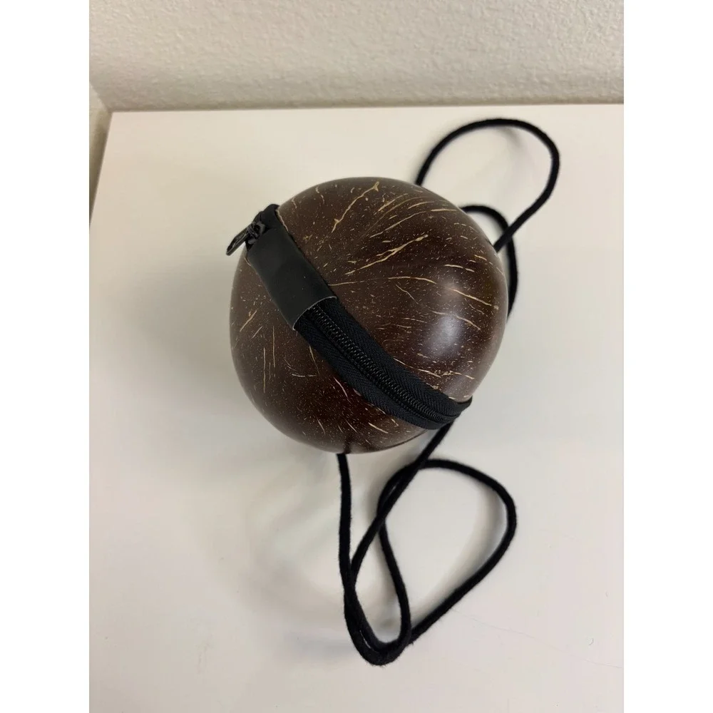 RARE Hilo Hattie Handmade Authentic Coconut Shell Bag Purse Batik Indonesia